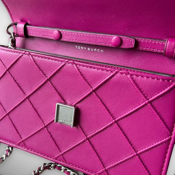 AUTH. NWT Tory Burch Pink Fleming Soft Crossbody Bag & Silver Kira Studs $576 - Picture 9 of 17